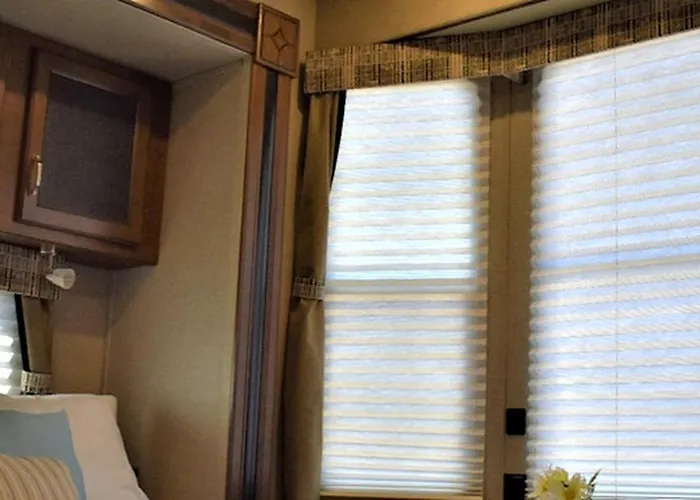 Inviting Rv With Private Deck, Grill & Firepit Near Williams, Arizona Holiday home *